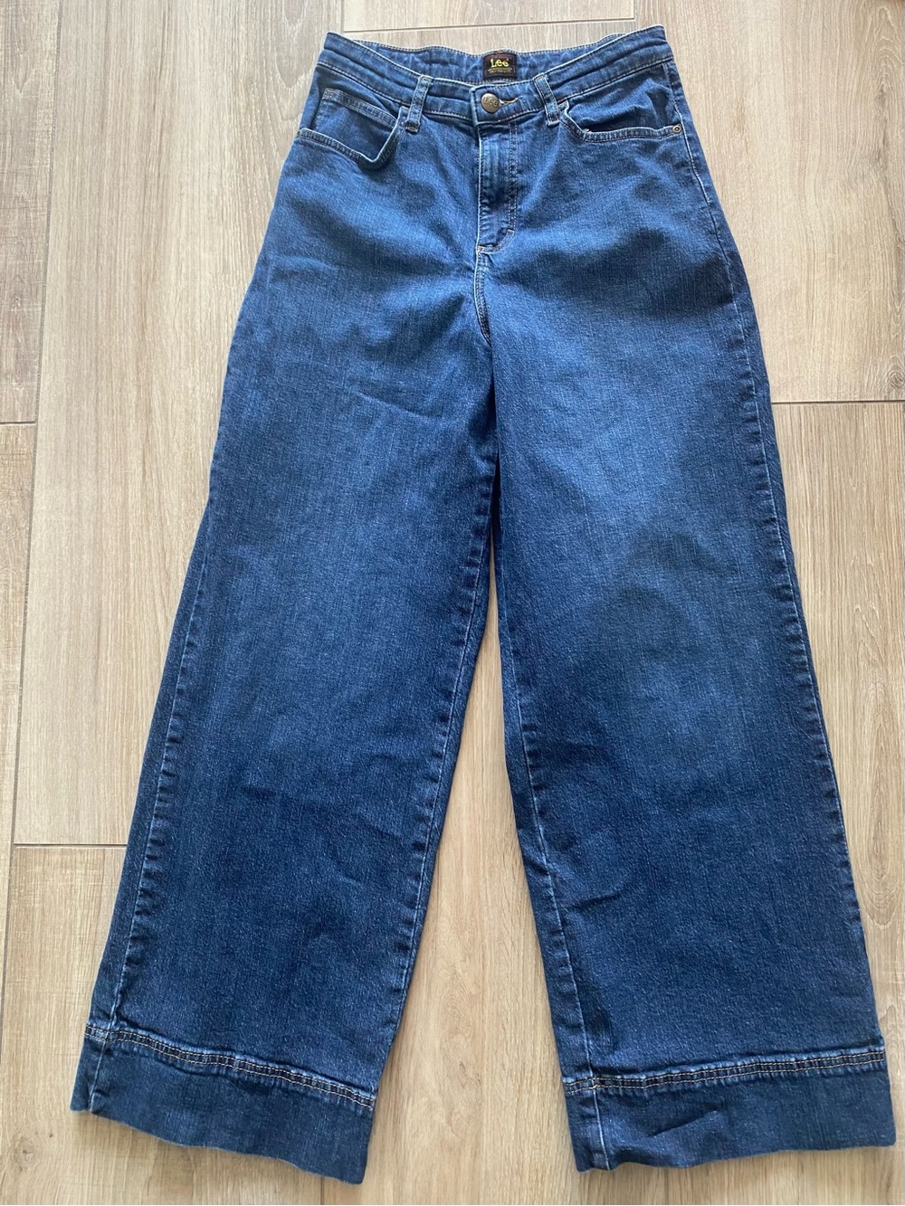 Women’s Lee High-Rise Wide Leg Jeans in Dark Blue Size Medium